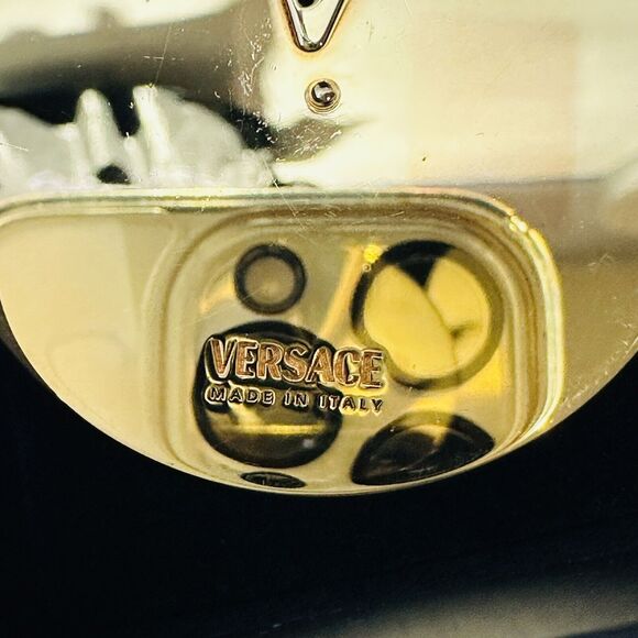 NIB Versace Barocco Virtus Hoop Earrings Gold Tone Engraved Jewelry $775 - Picture 9 of 10